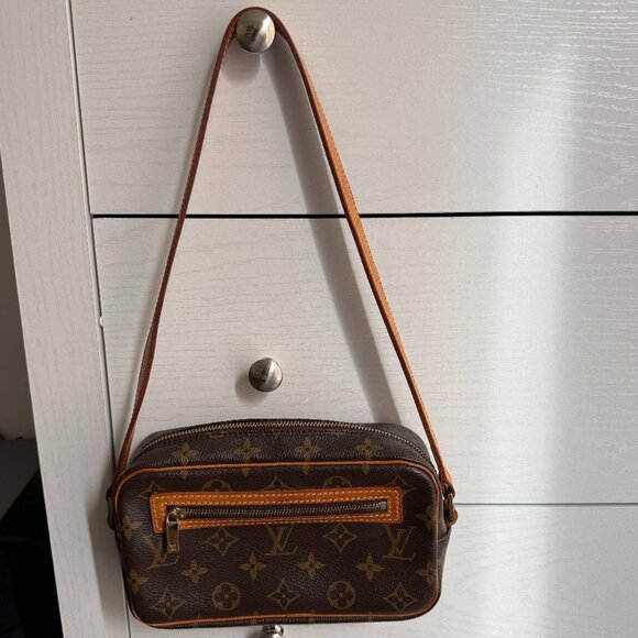 LV Monogram Pochette Cité Vintage - Picture 1 of 3